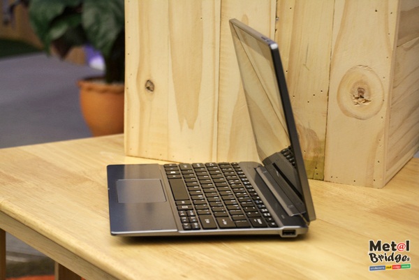 Acer One10 - metalbridges (7)