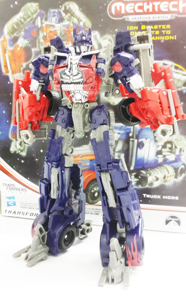 Transformers-Dark-Of-The-Moon-Optimus-Prime-Voyager-Class-Mechtech-(51)