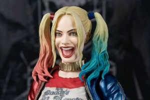 S.H.Figuarts  Harley Quinn - Suicide Squad (Bandai) Cover00