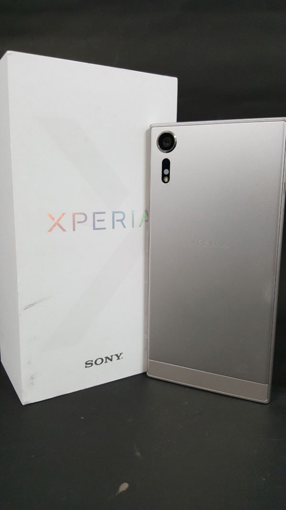 Sony-Xperia-XZs---0000013