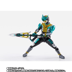 shf-shinkocchou-seihou-kamen-rider-zeronos (4)