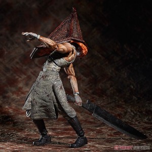 figma-red-pyramid-thing-bubble-head-nurse (7)