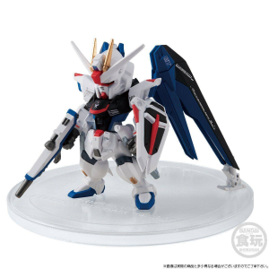 -Toys-FW-Gundam-Converge-CORE-Freedom-Gundam-Ver-GCP (2)