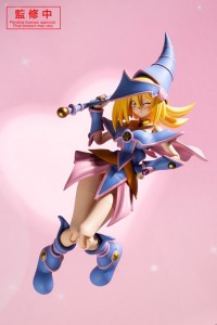 crossframe-girl-dark-magician-girl (1)