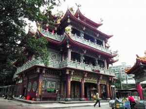 Liaotianding_Temple_廖添丁廟_-_panoramio_(1)