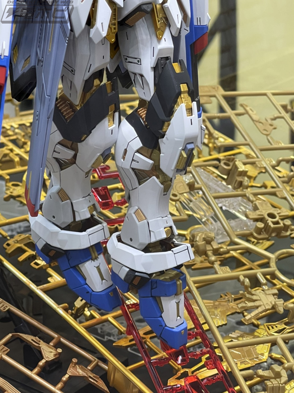 MGEX   STRIKE FREEDOM GUNDAM (5)