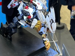 chogokin-x-zoids-rz-041-liger-zero (1)