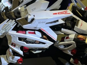 chogokin-x-zoids-rz-041-liger-zero (3)