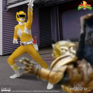 mezco-toyz-mighty-morphin-power-rangers-deluxe-boxed-set (3)