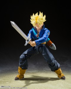 s-h-figuarts-dragonball-z-future-trunks (4)