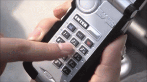 flip-phone-gen-z (1)