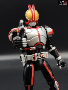 souchaku-henshin-kamen-rider-faiz-2004 (22)