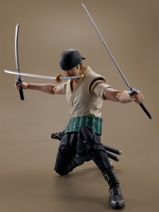 S.H.Figuarts - One Piece  Roronoa Zoro Netflix Ver (3)