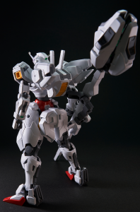 hg-1144-gundam-calibarn (19)