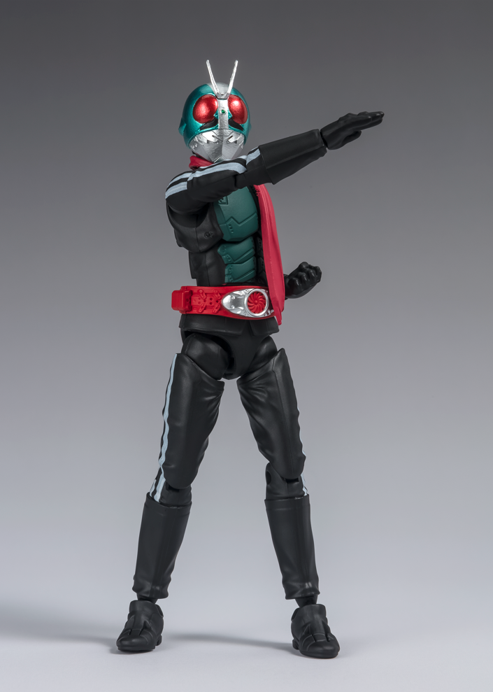 premium-bandai-so-do-xx-kamen-rider-no-2-1-shin-cyclone-set (2)