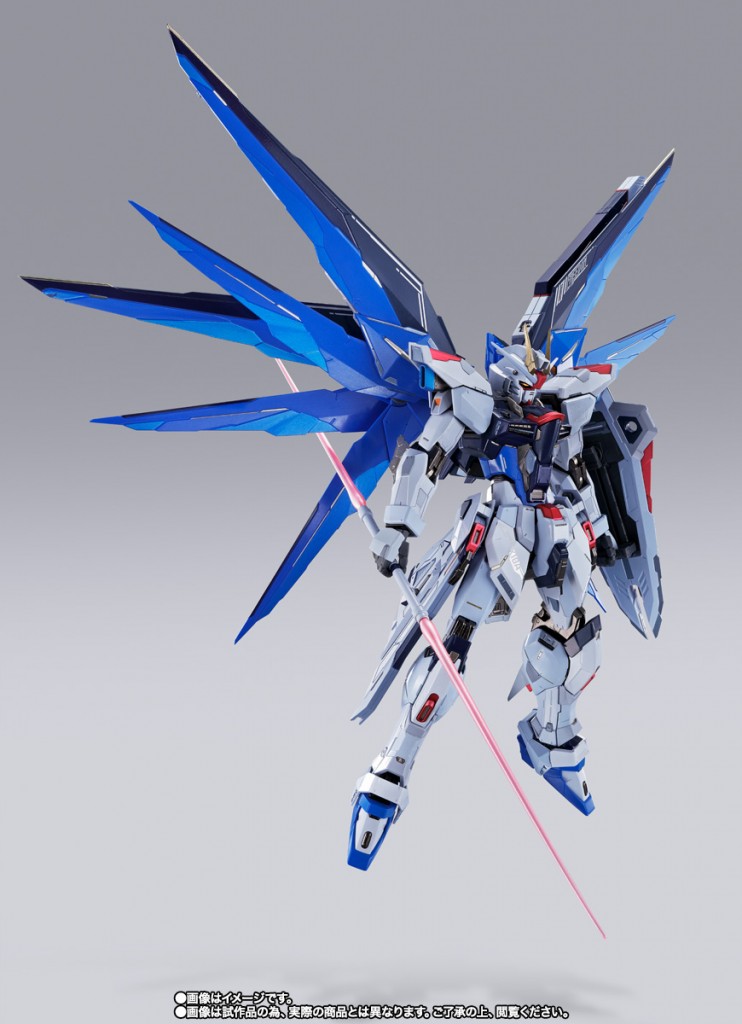 METALBUILD   Freedom Gundam (CONCEPT 2 SNOW SPARKLE) (5)