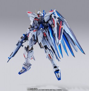 METALBUILD   Freedom Gundam (CONCEPT 2 SNOW SPARKLE) (7)