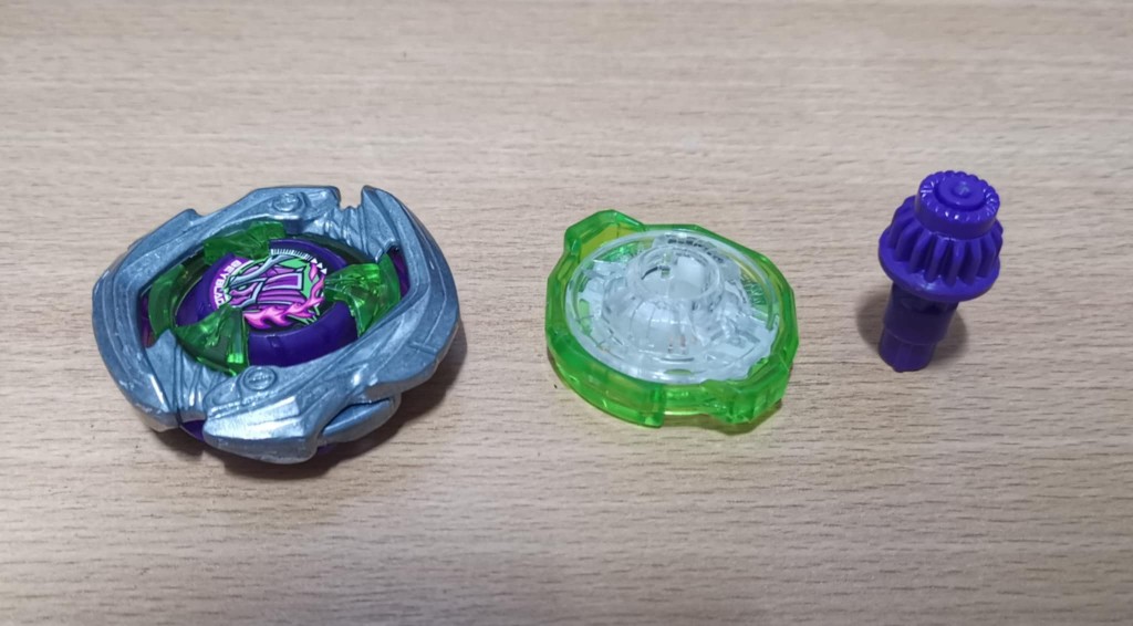 beyblade-x-ux09-starter-samurai-saber-2-70-l (9)