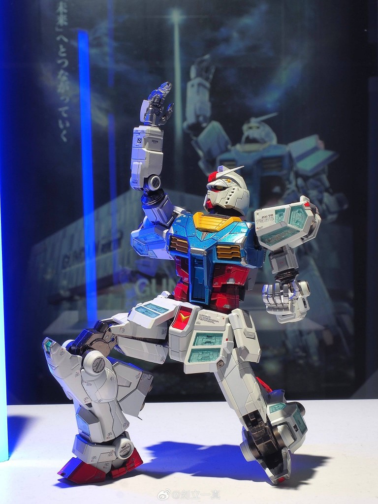 Robot Spirits (SIDE MS) RX-78F00E Gundam (4)